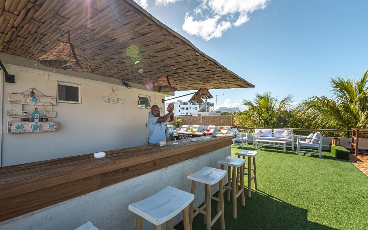 Seastar Hotel Flic en Flac Екстер'єр фото