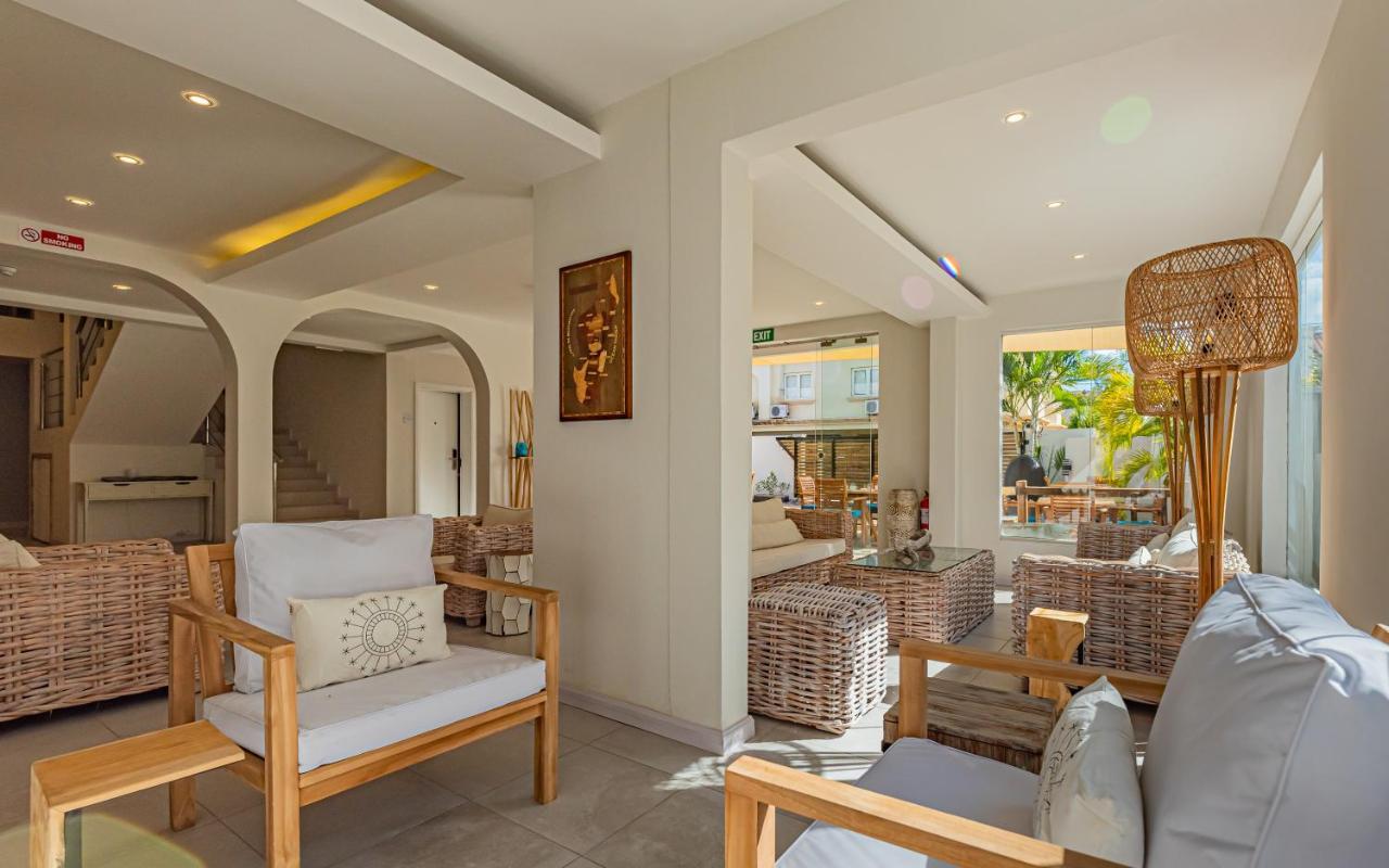 Seastar Hotel Flic en Flac Екстер'єр фото