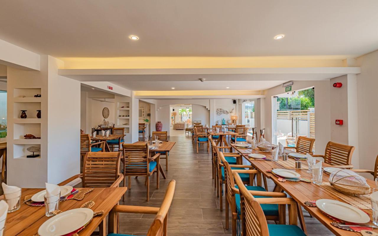 Seastar Hotel Flic en Flac Екстер'єр фото